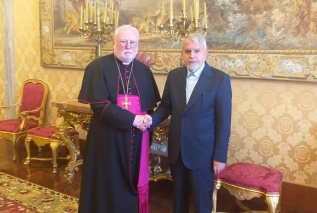 در دیدار صالحی‌‌امیری و پاپ چه گذشت؟