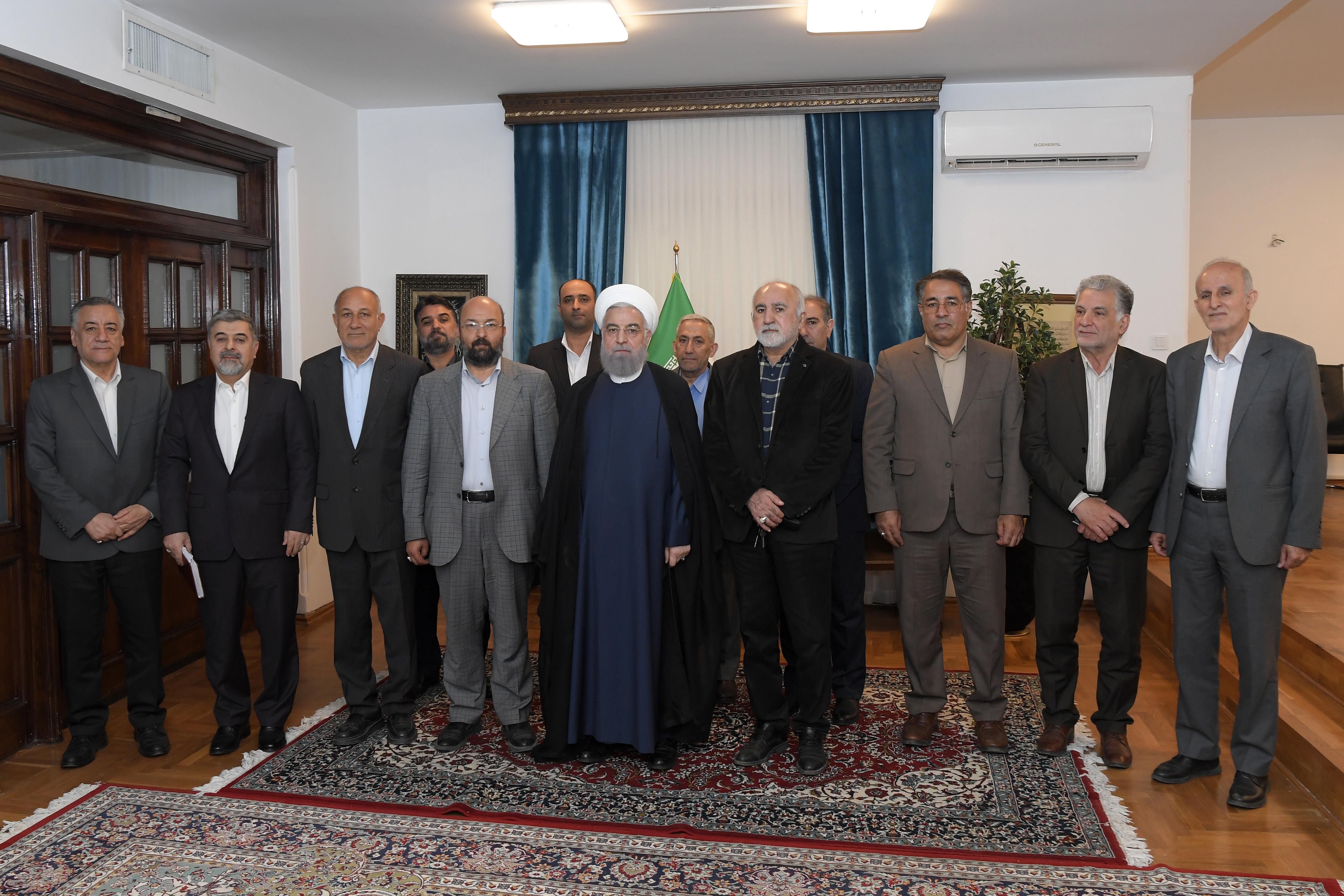 نگذاشتند توافق شود تا روحانی ناموفق باشد/ جنگ به نفع آمریکا و ایران نیست