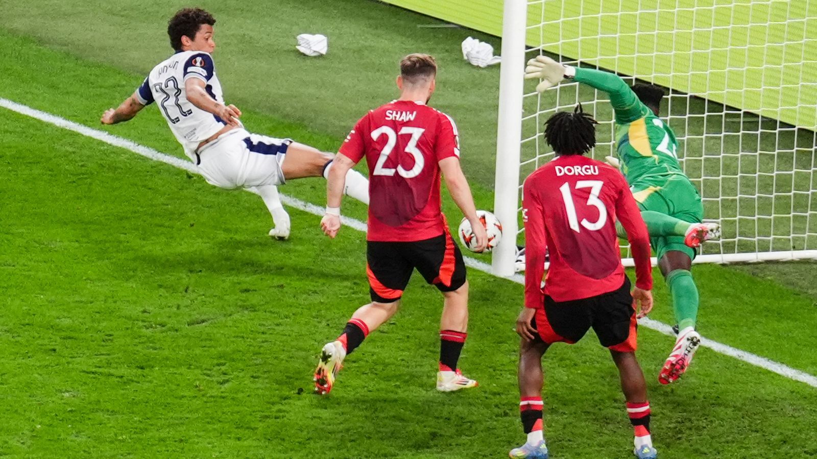 جام اروپایی برای تاتنهام؛ فصل کابوس‌وار یونایتد کامل شد