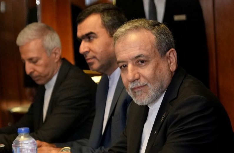 عراقچی در لبنان: هیچ کشوری حق ندارد در امور دیگران دخالت کند عراقچی در لبنان: هیچ کشوری حق ندارد در امور دیگران دخالت کند