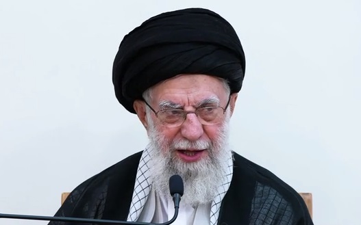 رهبر انقلاب: بعد از عاشورا فقط ۳ نفر اطراف امام سجاد(ع) باقی ماندند رهبر انقلاب: بعد از عاشورا فقط ۳ نفر اطراف امام سجاد(ع) باقی ماندند