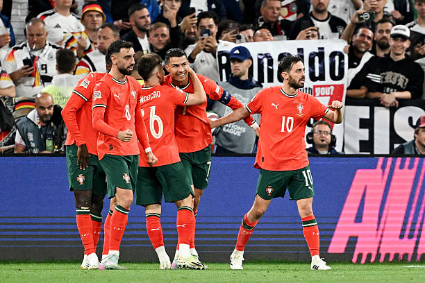 پرتغال با رونالدو در فینال