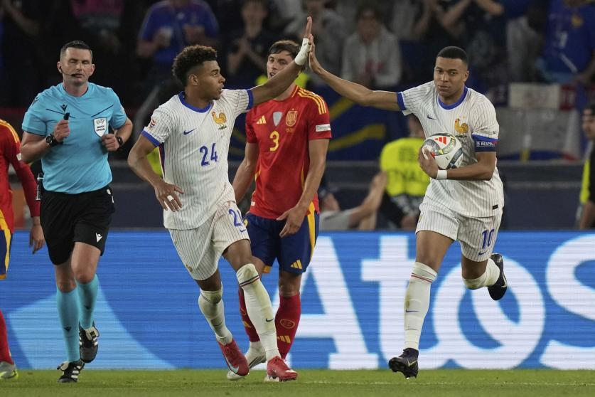 آتش‌بازی اسپانیا در بازی ۹ گله!/ یامال به رونالدو رسید