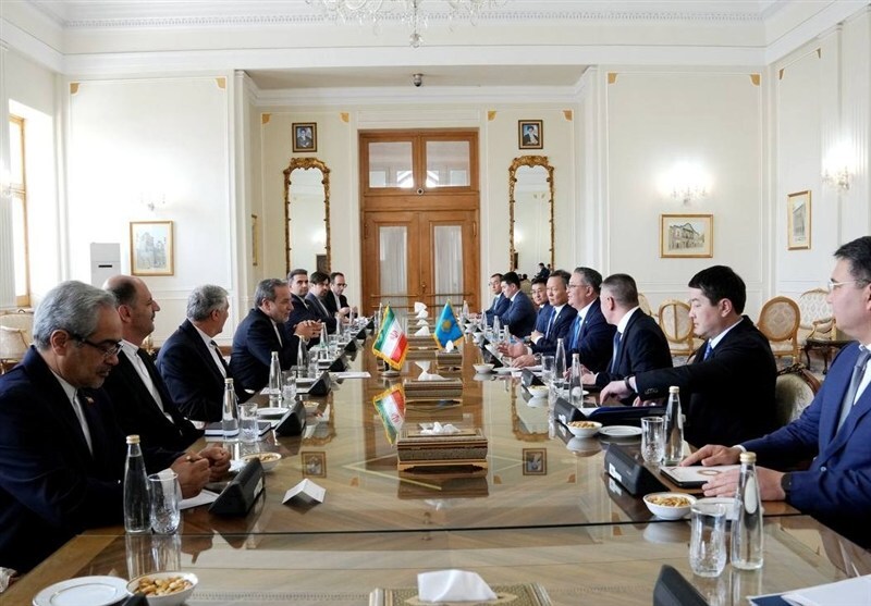 دیدار وزیر خارجه قزاقستان با عراقچی