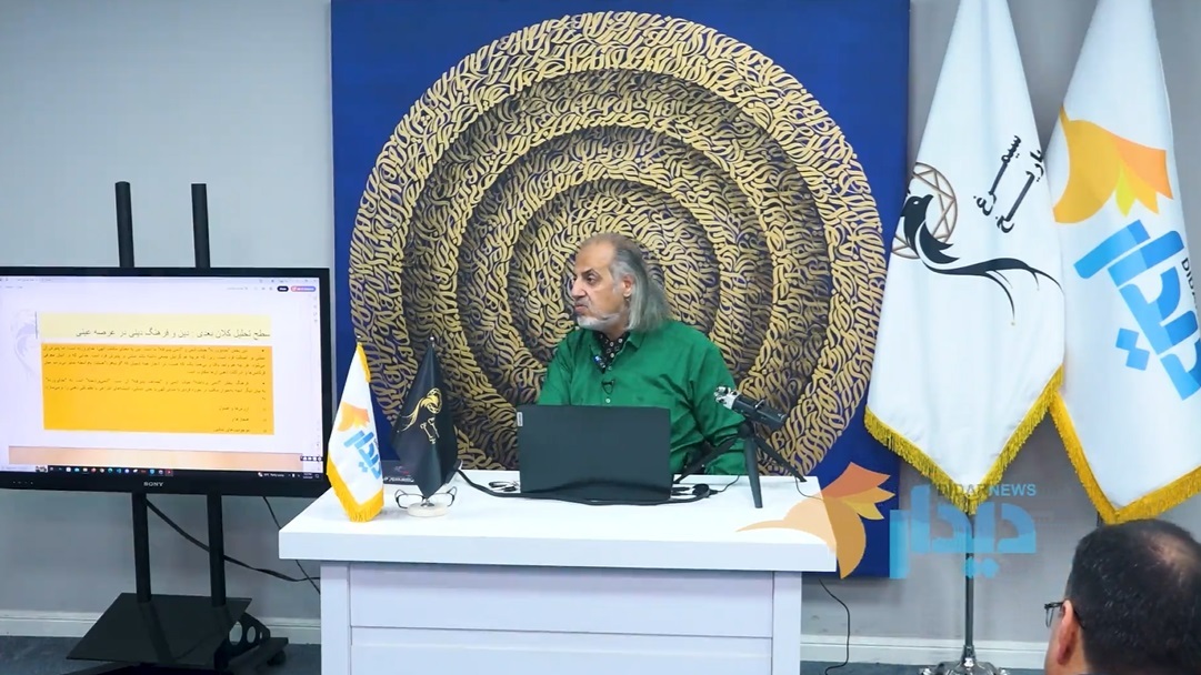 مطهرنیا: چرا هیئتی که اکنون در ایران حاکم است، علاقه‌ای به بازسازی نمادهای ملی ندارد؟/ ایران باید به جزیره ثبات و نقطه کانونی صلح و اتحاد جهانی بدل شود/ در کنار اکثریت خواهم ایستاد