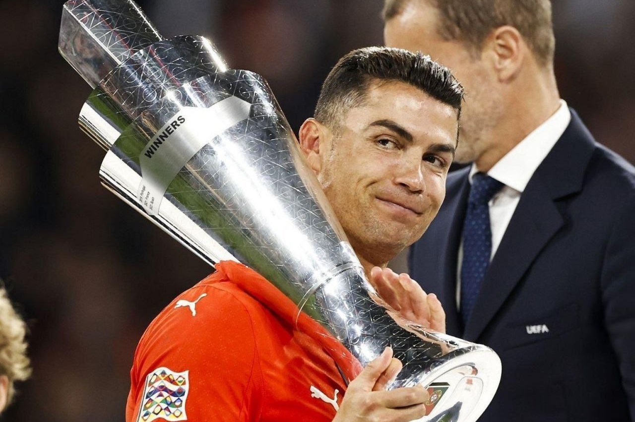 یک جام دیگر برای پرتغال و رونالدو +ویدیو یک جام دیگر برای پرتغال و رونالدو +ویدیو