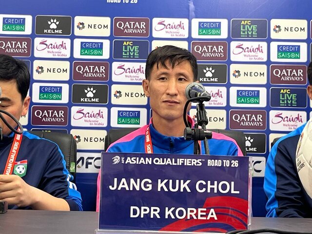 سرمربی کره‌شمالی: به ما گفته بودند بازی در مشهد است