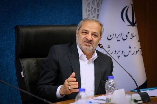 تصحیح برگه‌های امتحانی تا ۲۷ خرداد