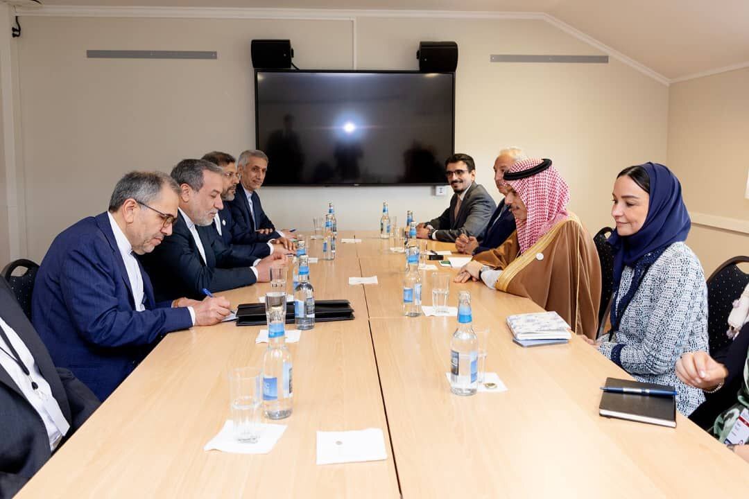 دیدار عراقچی با وزرای خارجه عمان، مصر و عربستان