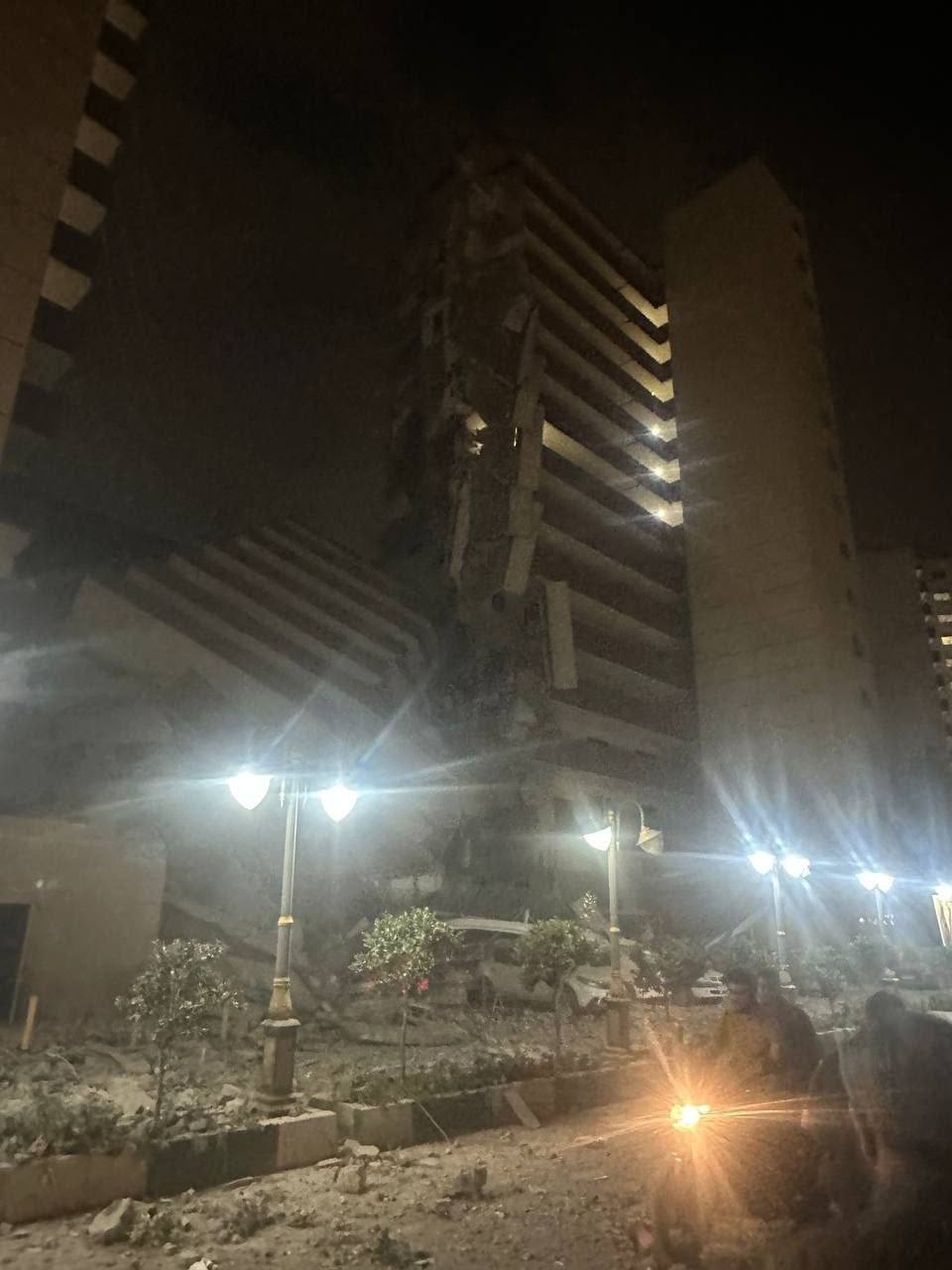 فوری؛ صدای چند انفجار در تهران/ نتانیاهو: ایران توانایی حمله به ما را دارد فوری؛ صدای چند انفجار در تهران/ نتانیاهو: ایران توانایی حمله به ما را دارد