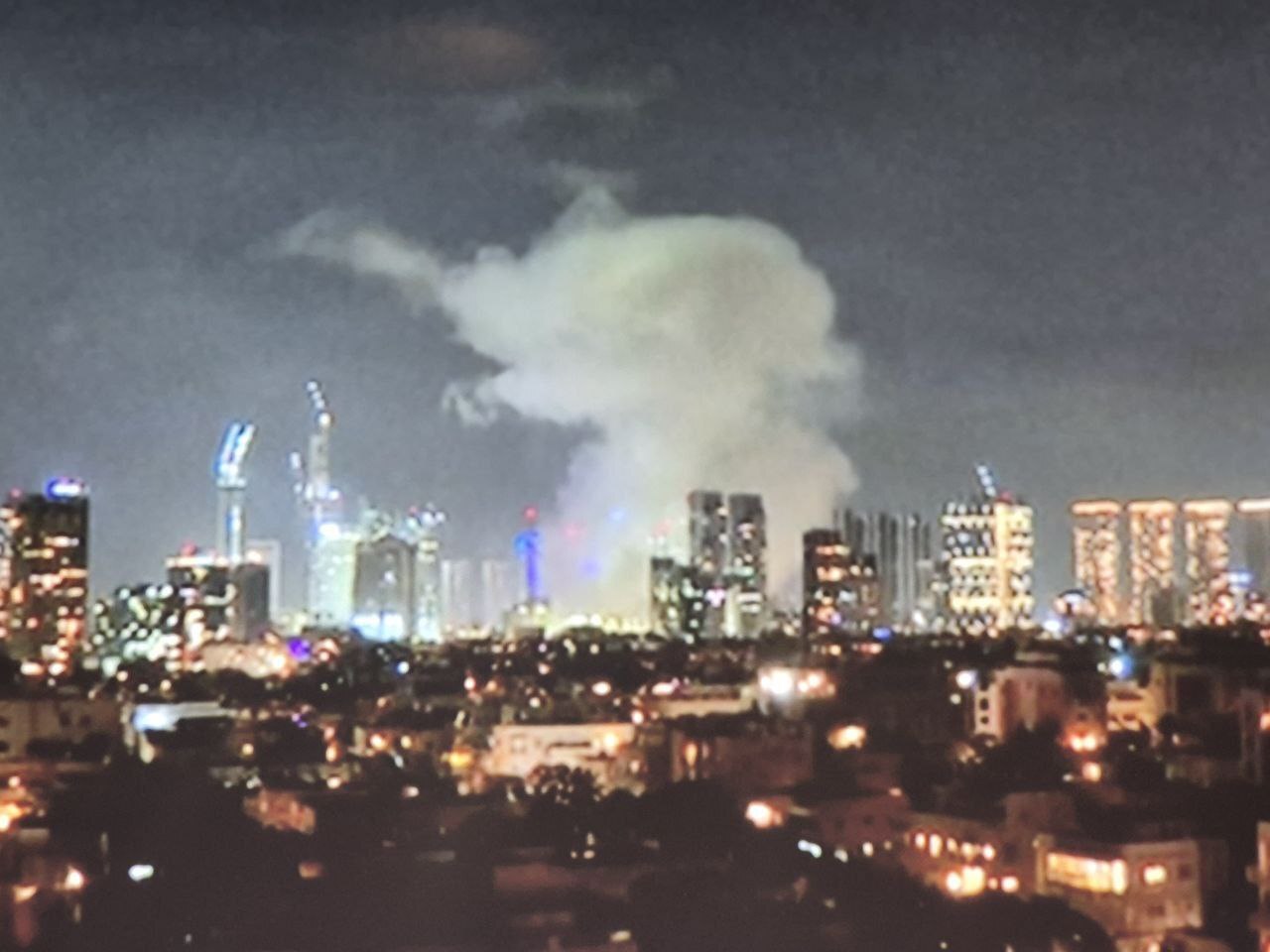 فوری: آغاز حمله موشکی ایران به اسرائیل از آسمان فارس/ انهدام پهپاد متجاوز اسرائیل در آسمان قم فوری: آغاز حمله موشکی ایران به اسرائیل از آسمان فارس/ انهدام پهپاد متجاوز اسرائیل در آسمان قم