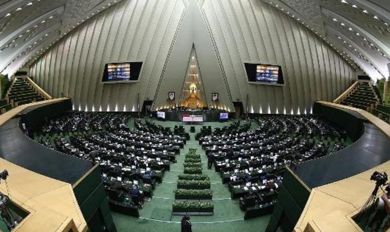 مجلس دوفوریت طرح تشدید مجازات همکاری‌کنندگان با دولت‌های متخاصم را تصویب کرد