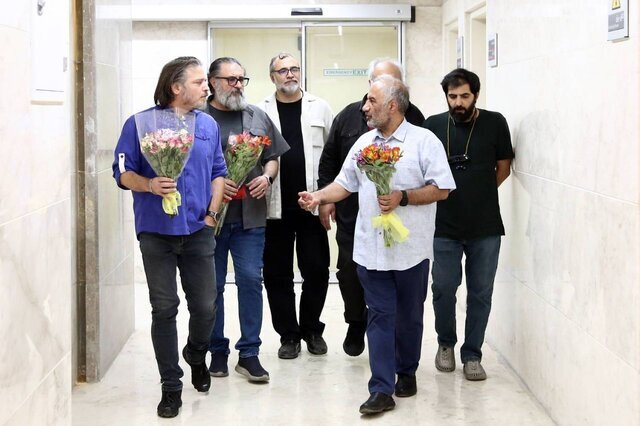 عیادت اهالی سینما از هموطنان مجروحشده +عکس عیادت اهالی سینما از هموطنان مجروحشده +عکس