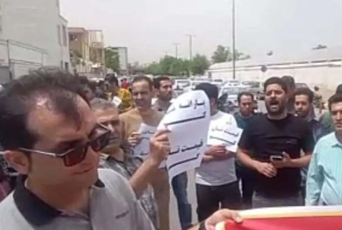 اعتراض نانوایان چند شهر به عدم پرداخت یارانه اعتراض نانوایان چند شهر به عدم پرداخت یارانه