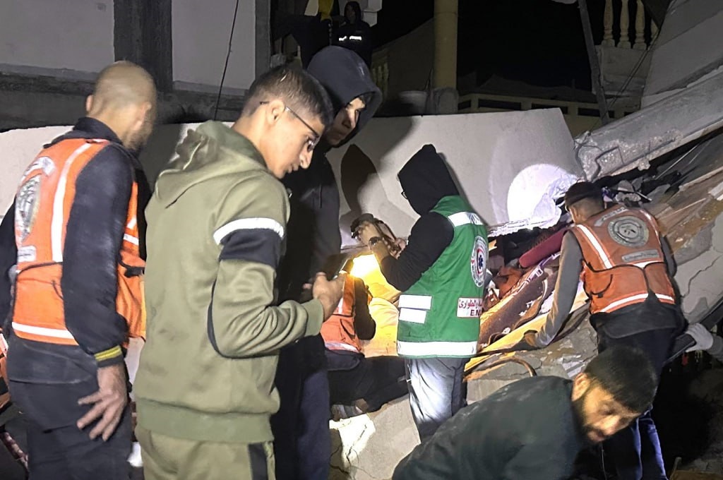 ادامه حملات خونین اسرائیل به غزه ادامه حملات خونین اسرائیل به غزه