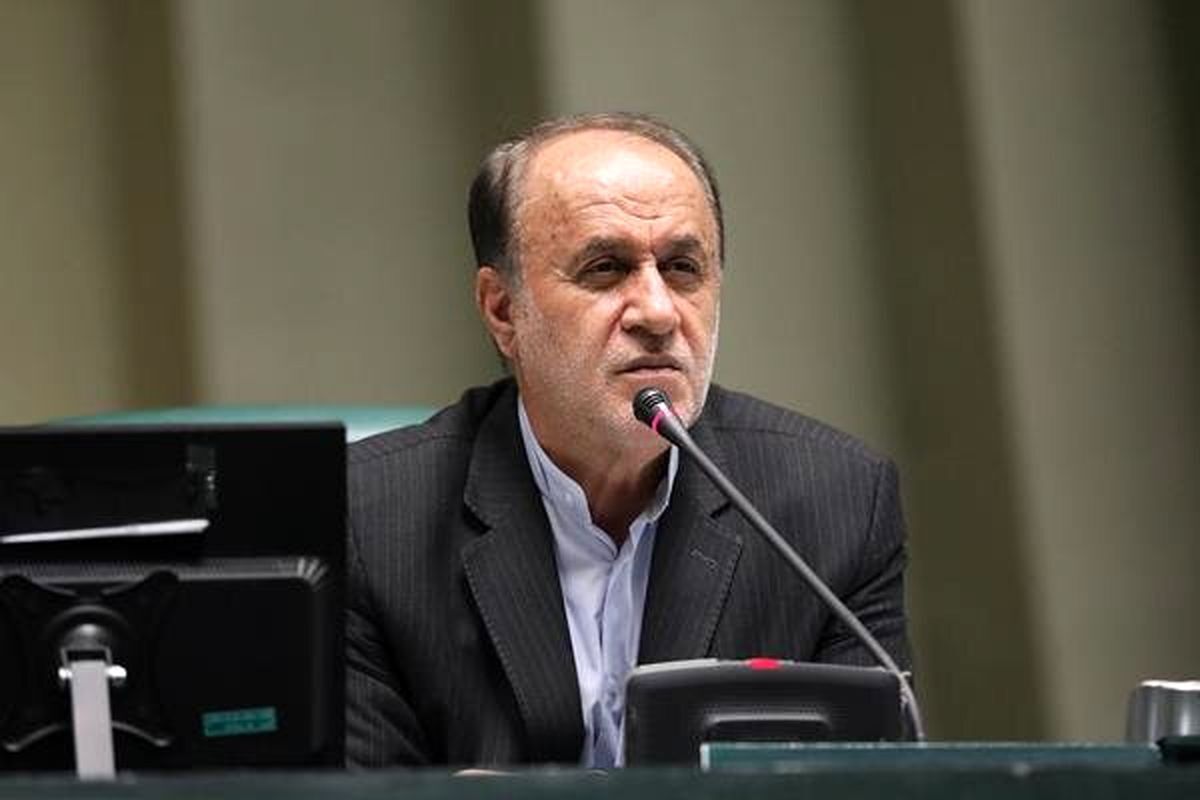 نایب رئیس مجلس: مشکل رانندگان و کامیونداران را حل کنید نایب رئیس مجلس: مشکل رانندگان و کامیونداران را حل کنید