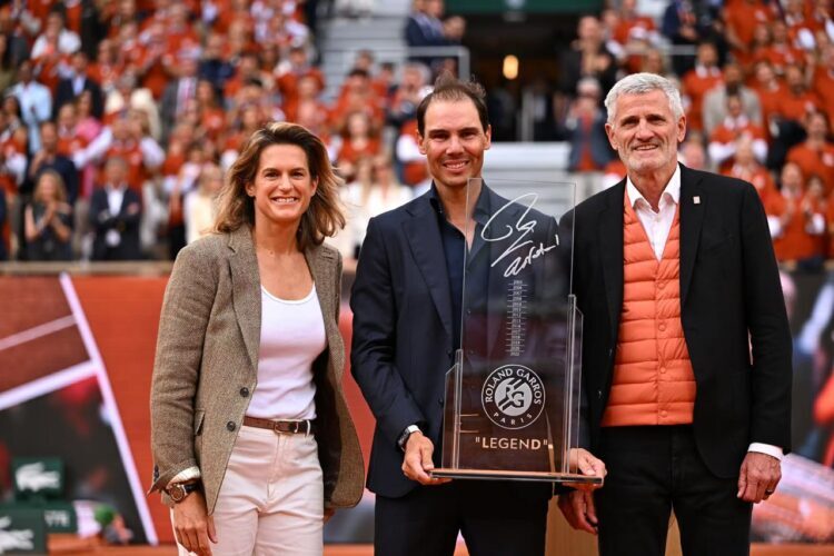 جشن باشکوه برای «رافا» با حضور اسطورهها +تصاویر جشن باشکوه برای «رافا» با حضور اسطورهها +تصاویر