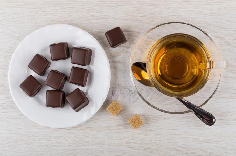 کاهش فشار خون با مصرف چای و شکلات تلخ