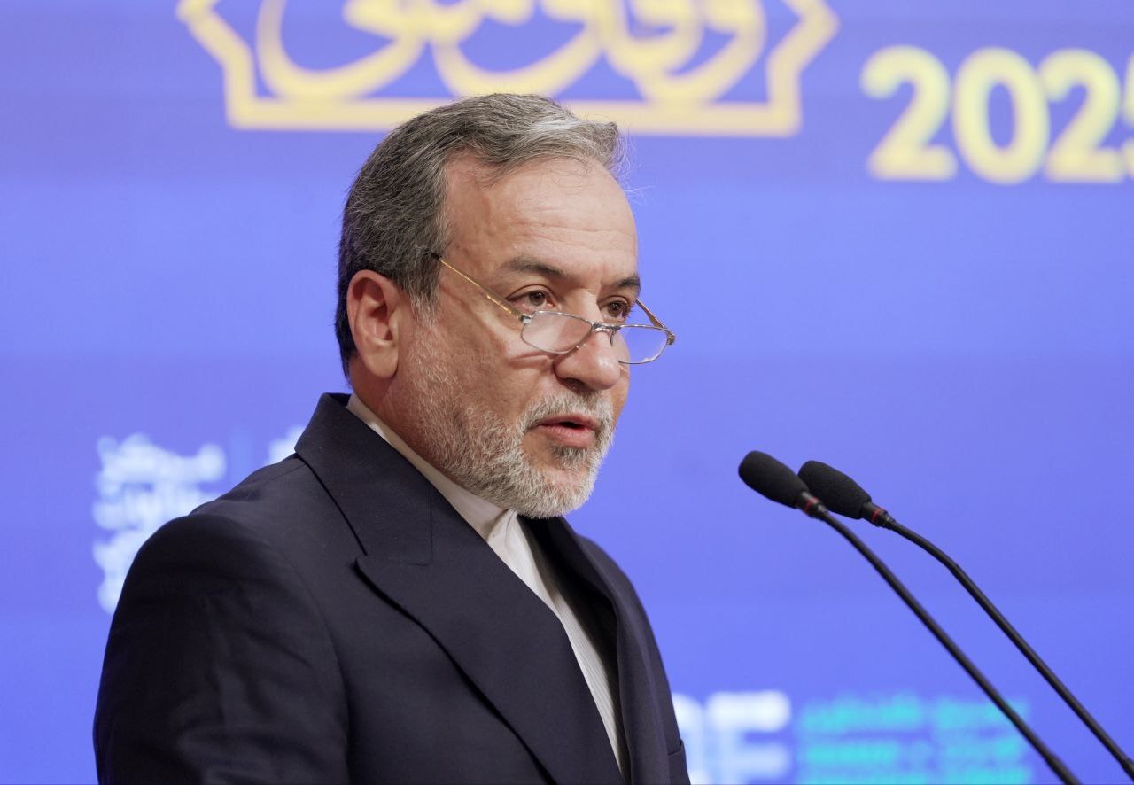 عراقچی: به هیچ‌کس اجازه نمی‌دهیم به روابط‌مان با عربستان آسیب بزند