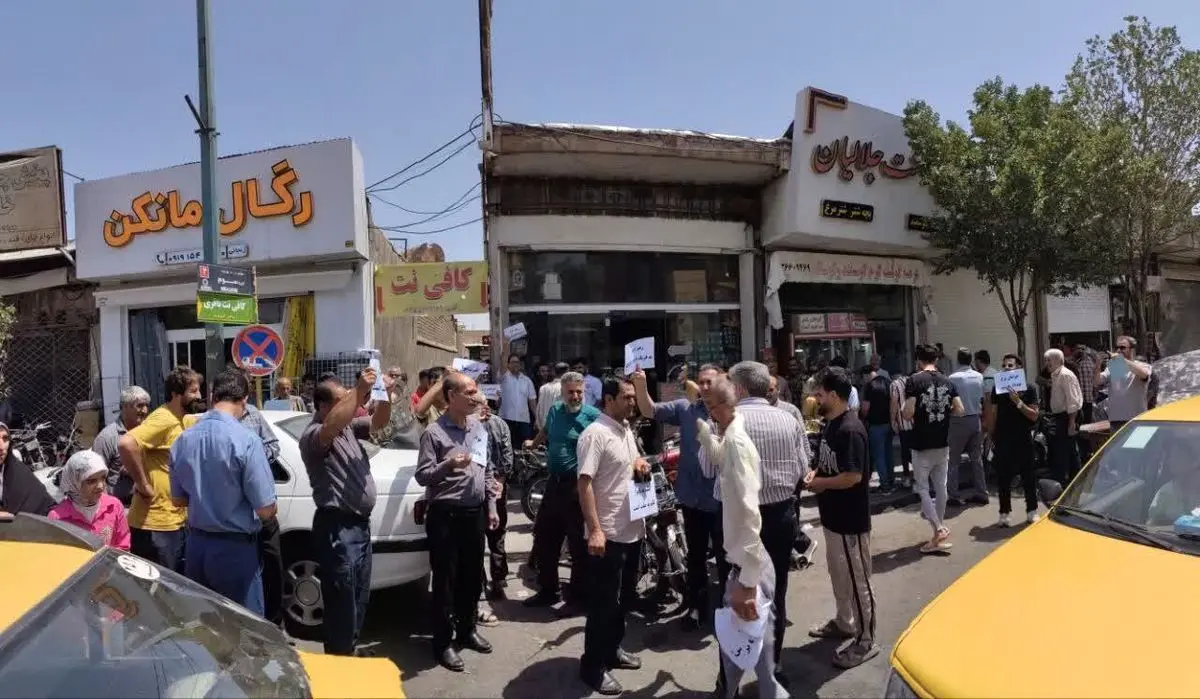 اعتراض نانوایان در قم/ یارانه پرداخت نشد اعتراض نانوایان در قم/ یارانه پرداخت نشد