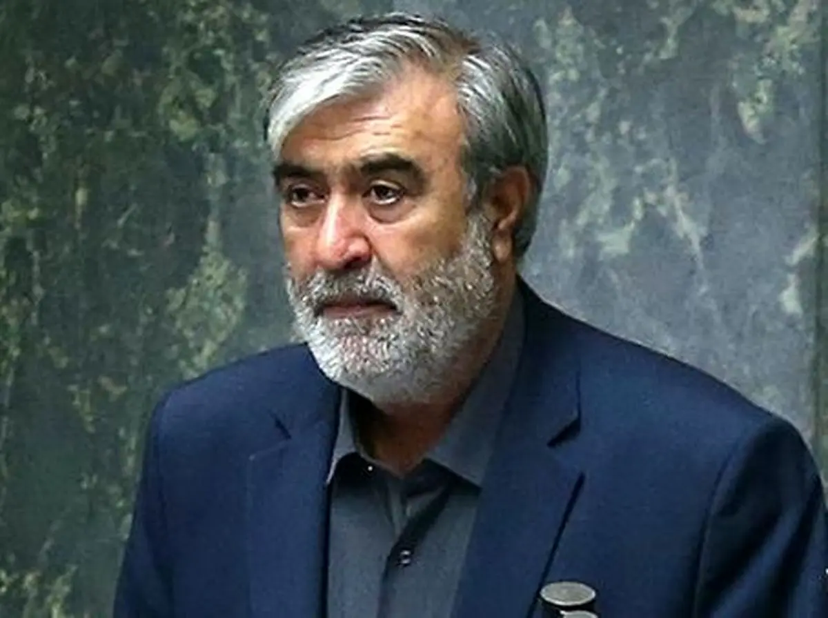 عزیزی: وزارت خارجه موضوع لغو صدور ویزای عربستان را پیگیری کند