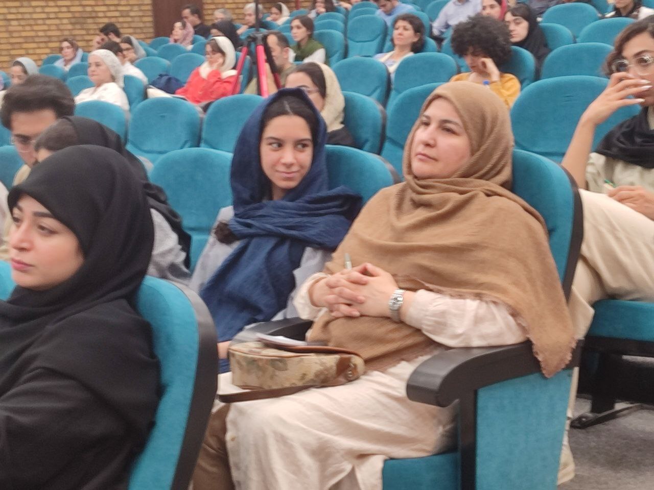 پوریا عالمی: قصه، زبان کودکانه توسعه انسان امروز است پوریا عالمی: قصه، زبان کودکانه توسعه انسان امروز است