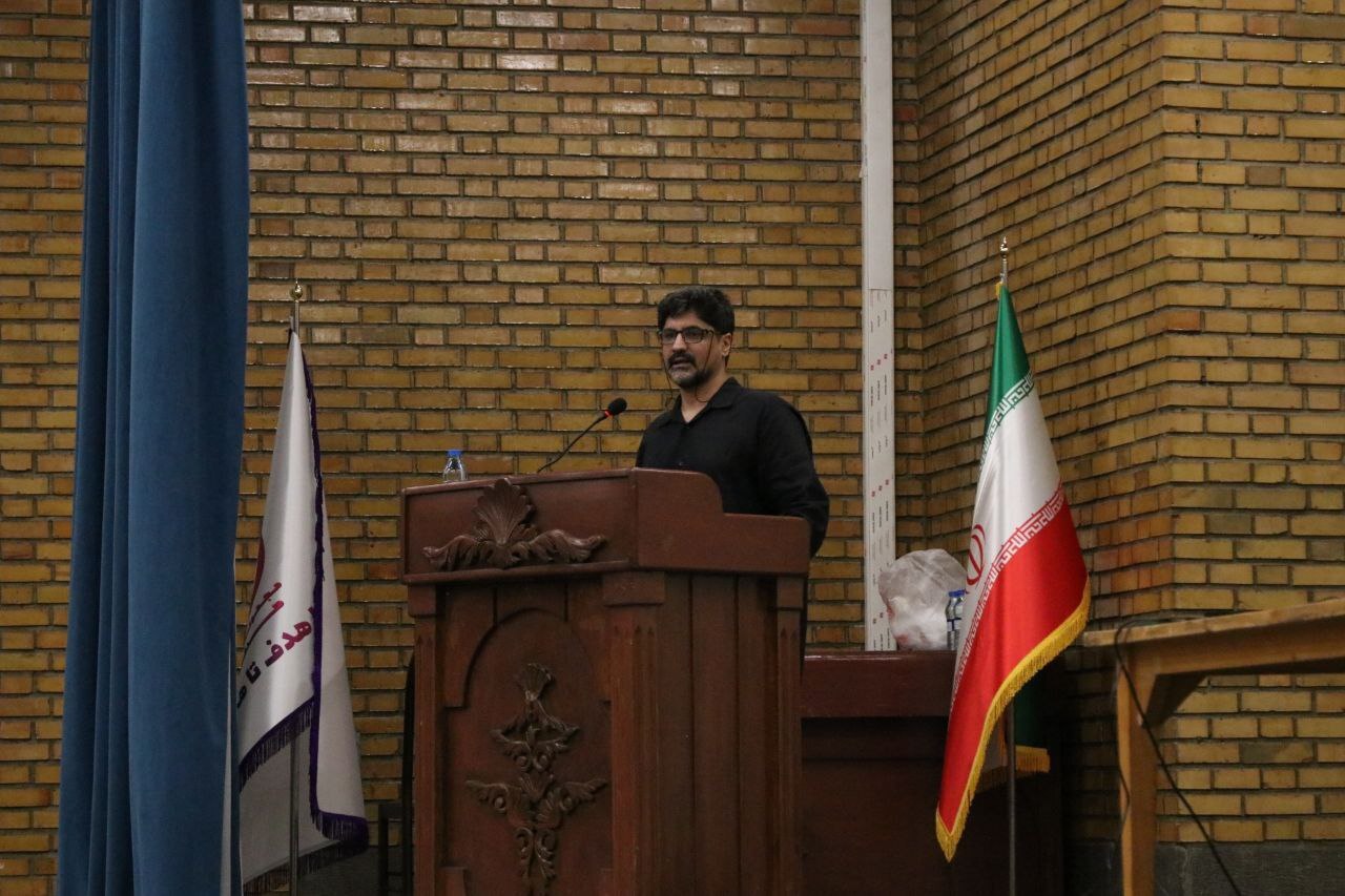 پوریا عالمی: قصه، زبان کودکانه توسعه انسان امروز است پوریا عالمی: قصه، زبان کودکانه توسعه انسان امروز است