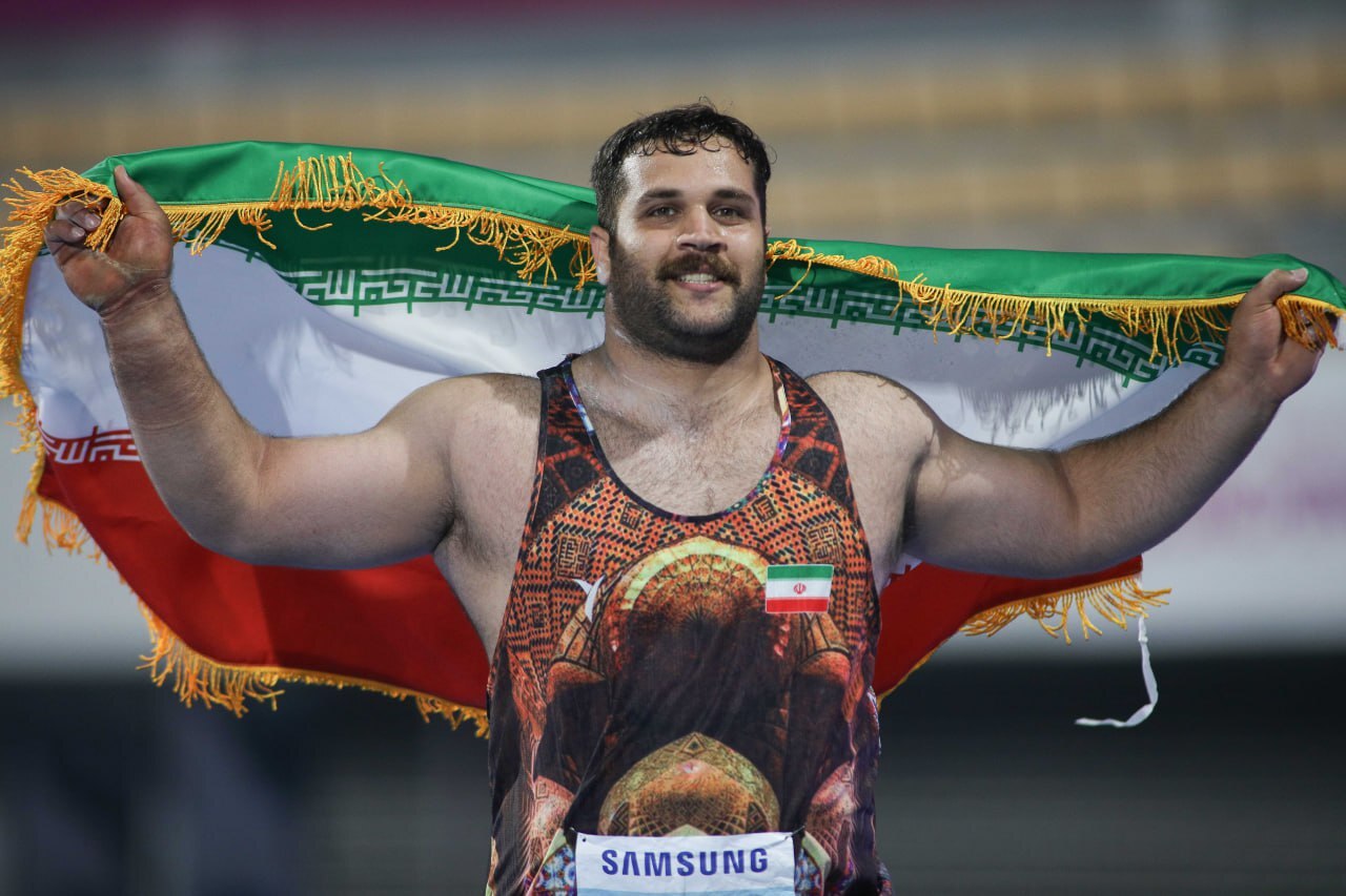 طلای پرتاب وزنه آسیا بر گردن طیبی/ پرش طلایی ریحانه مبینی