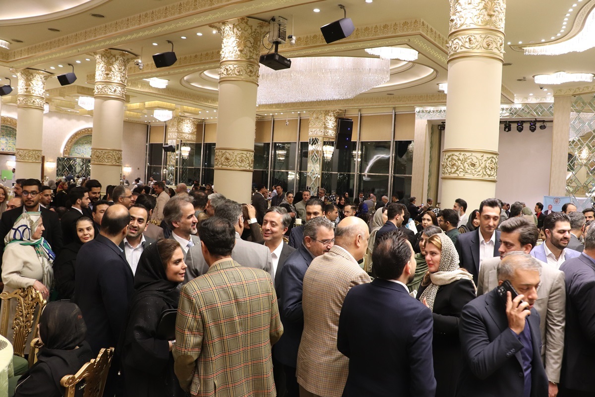 امید به آینده‌ای حرفه‌ای‌تر؛ پیوند نهاد وکالت با فناوری‌های نوین