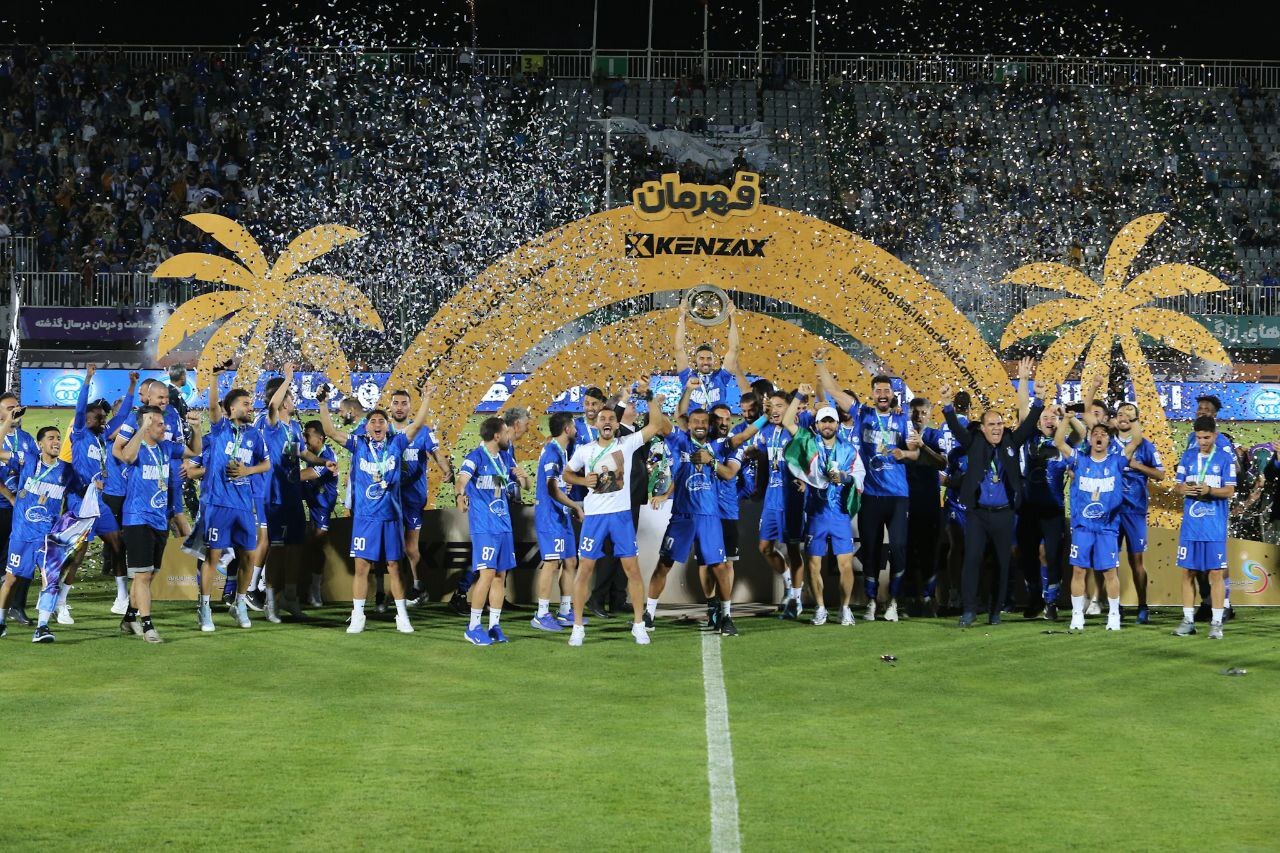 گزارش تصویری؛ قهرمانی استقلال در اراک