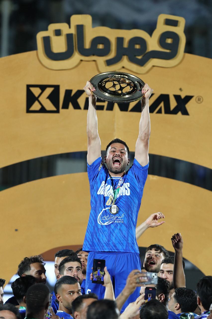 گزارش تصویری؛ قهرمانی استقلال در اراک