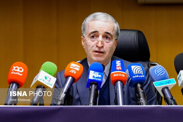 مردم از خرید بیش از نیاز خودداری کنند