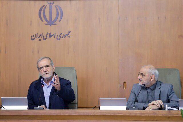 پزشکیان: آمریکا عامل اصلی اقدامات اسرائیل علیه ایران است پزشکیان: آمریکا عامل اصلی اقدامات اسرائیل علیه ایران است