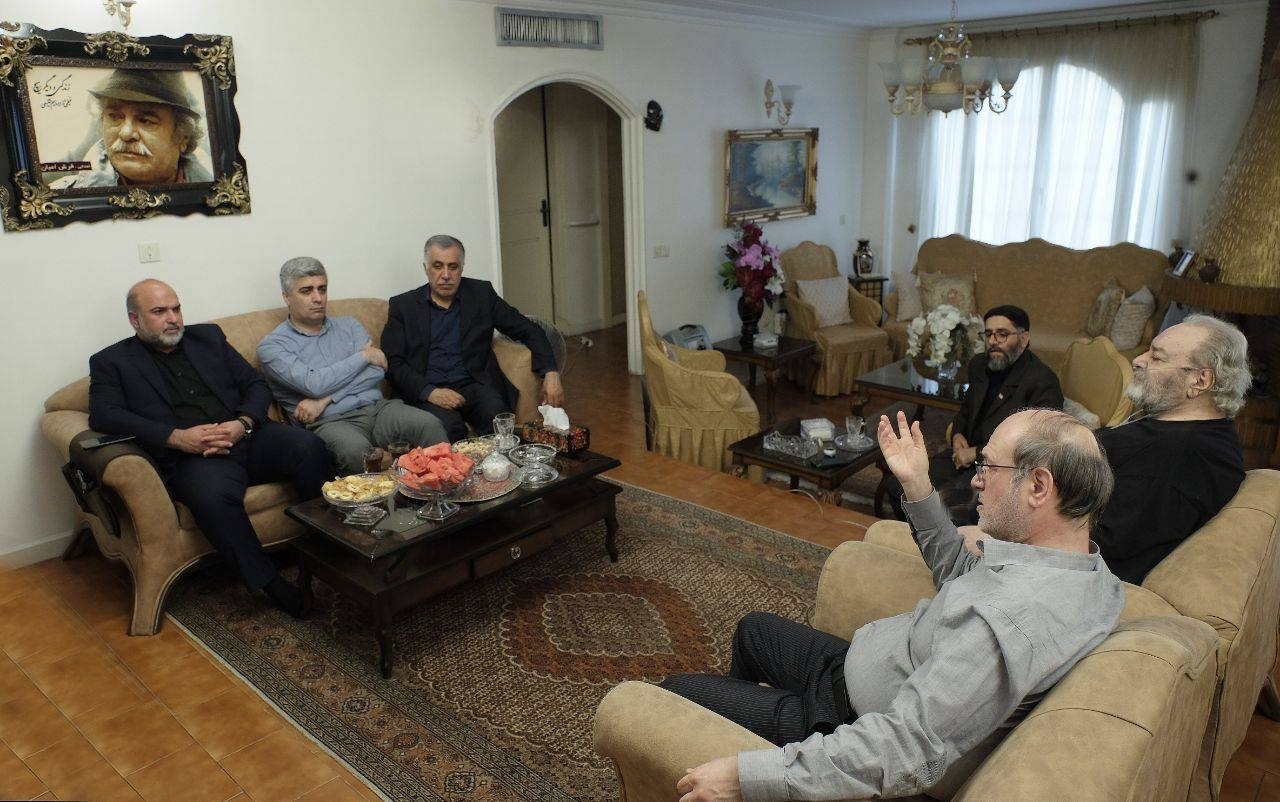 وطن برای ایرانیان مفهومی مقدس دارد وطن برای ایرانیان مفهومی مقدس دارد