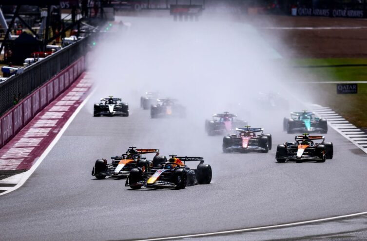 گرندپری بریتانیا؛ بارانی، پرحادثه و نوریس!