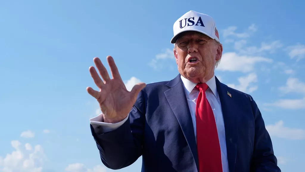 ادعای سی‌ان‌ان درباره تهدید ترامپ به بمباران مسکو/ روسیه: اطمینان نداریم