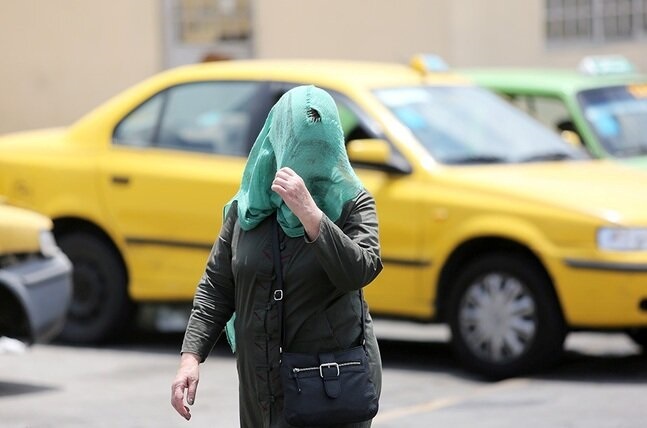 تداوم گردوخاک و بارش رگبار پراکنده/ اهواز در مرز ۵۰ درجه تداوم گردوخاک و بارش رگبار پراکنده/ اهواز در مرز ۵۰ درجه