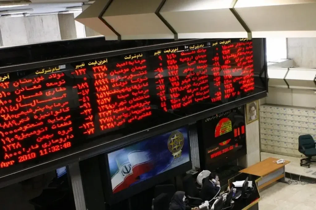 از شوک جنگ تا ضعف حمایتهای دولتی؛ بازار سهام در بحران از شوک جنگ تا ضعف حمایتهای دولتی؛ بازار سهام در بحران