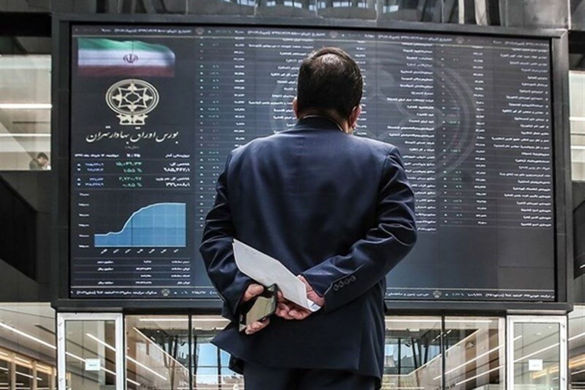 بورسِ امروز؛ شاخص‌های هم‌وزن سرخ‌پوش ماندند