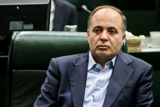 وزیر جهاد: گوشت قرمز هیچ‌گاه به قیمت مرغ نخواهد رسید و قیمت بالاتری دارد!