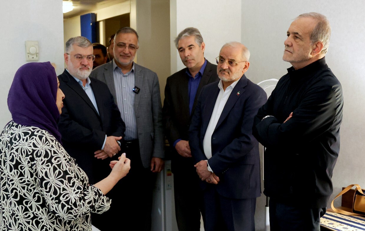 دیدار پزشکیان با برخی از خانواده‌های آسیب‌دیده از جنگ +ویدیو