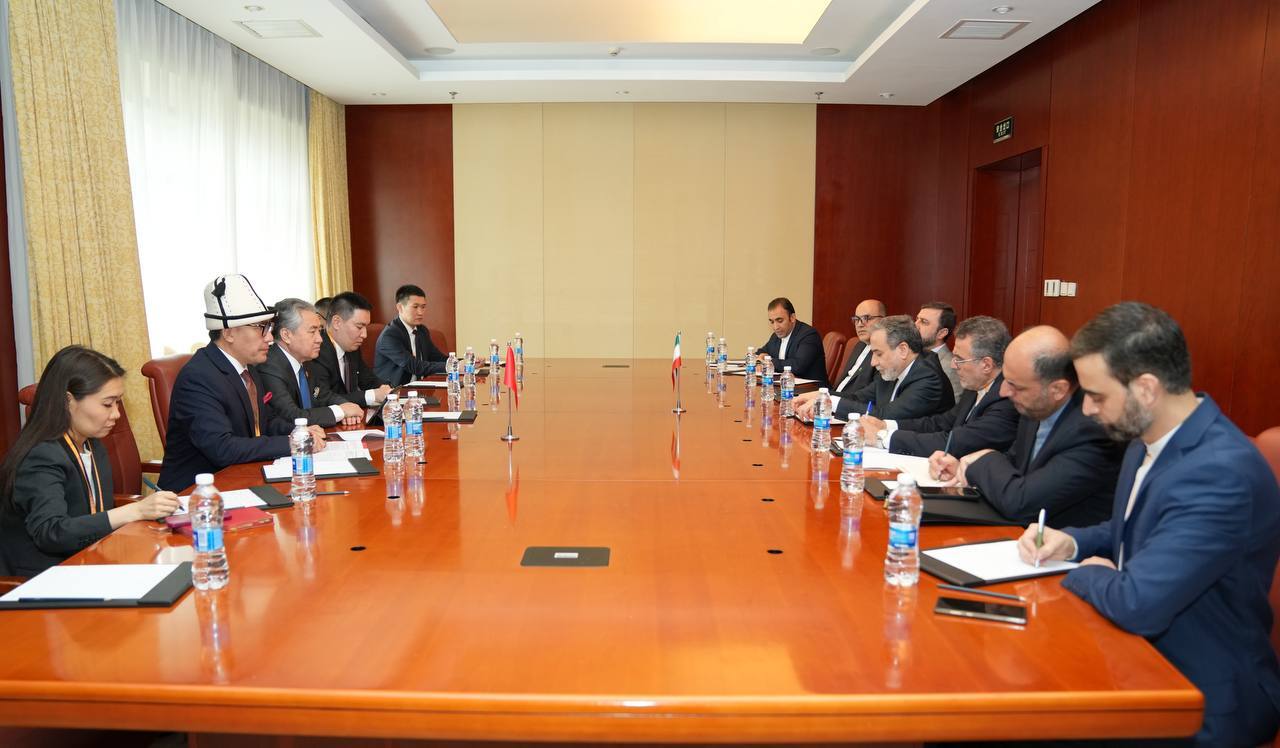 دیدار عراقچی با لاوروف و وزرای خارجه قرقیزستان و ازبکستان