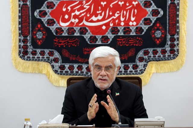 عارف: دست برتر را در دیپلماسی داریم