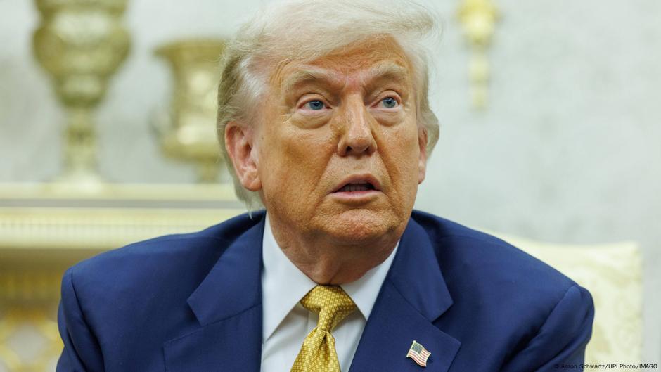 پرونده اپستین و پیام تبریک ترامپ؛ برخی اسناد منتشر میشوند/ حمله به والاستریتژورنال! پرونده اپستین و پیام تبریک ترامپ؛ برخی اسناد منتشر میشوند/ حمله به والاستریتژورنال!