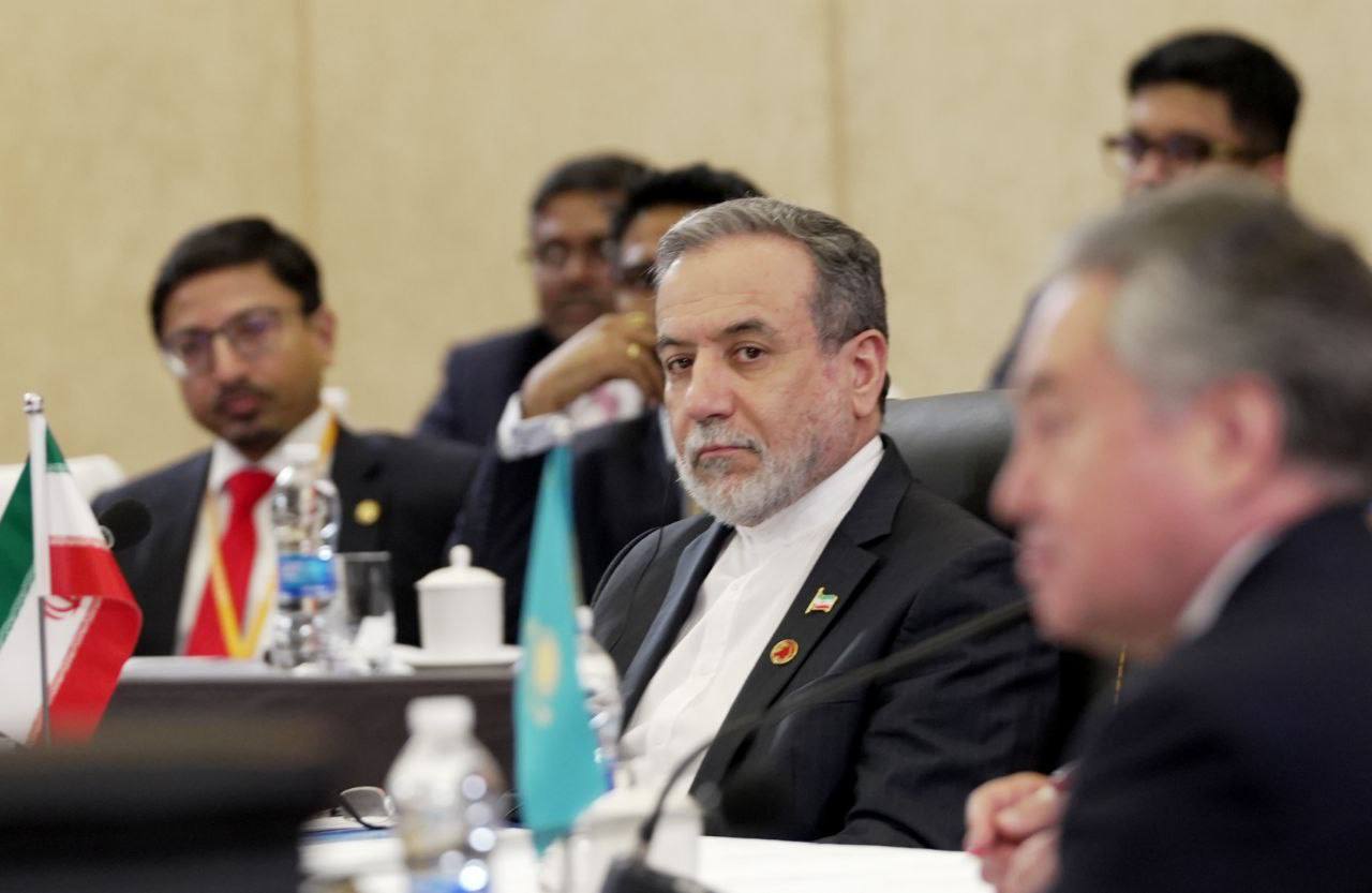 عراقچی: امکان بازگشت به یک توافق مذاکرهشده وجود دارد/ هشدار درباره نقض آتشبس عراقچی: امکان بازگشت به یک توافق مذاکرهشده وجود دارد/ هشدار درباره نقض آتشبس