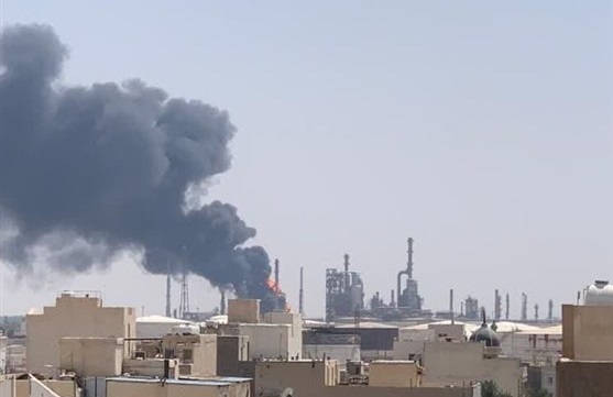 یک کشته در آتشسوزی پالایشگاه آبادان/ خرابکاری تکذیب شد یک کشته در آتشسوزی پالایشگاه آبادان/ خرابکاری تکذیب شد