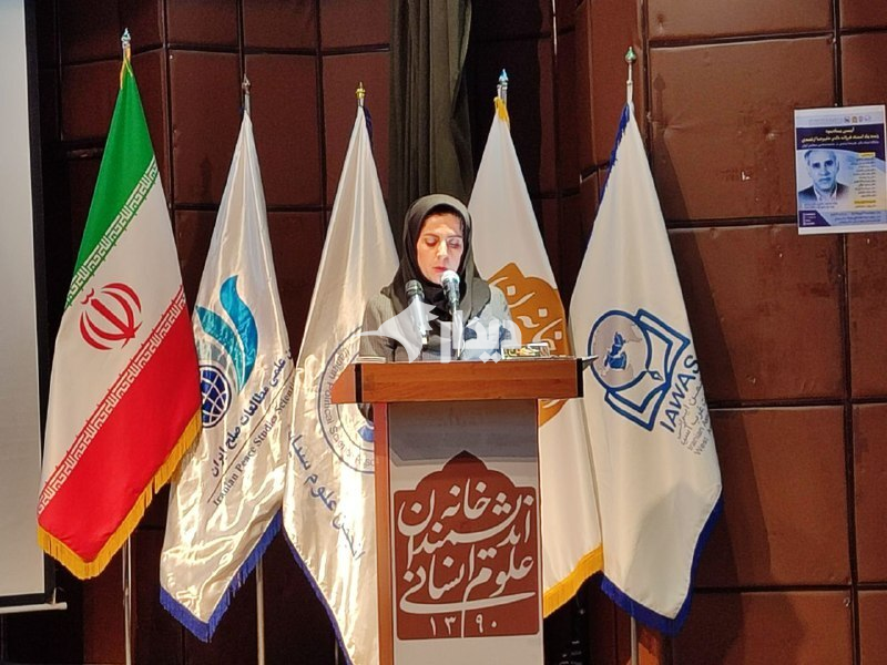 صادق زیباکلام: ازغندی، روایت خاص خودش را از تاریخ معاصر ایران داشت