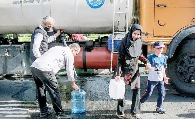 مصائب بی‌برقی و بی‌آبی