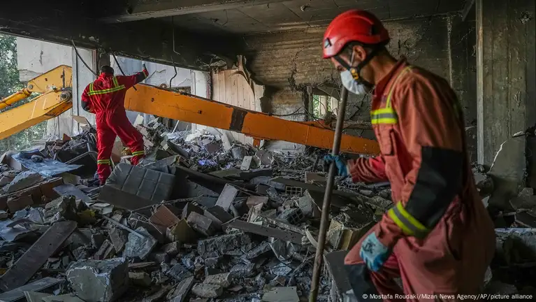 حمله اسرائیل به زندان اوین مصداق جنایت جنگی است