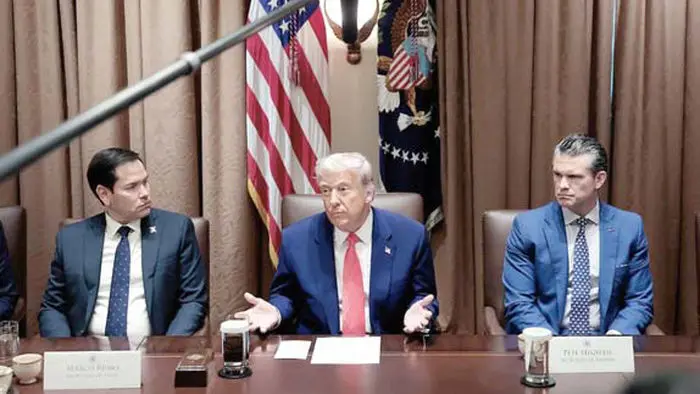 ایران عقبنشینی نمیکند ایران عقبنشینی نمیکند